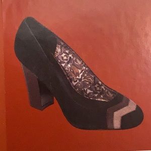 MISSONI for Target black suede ladies Size 9 high heel pumps - NEW with box